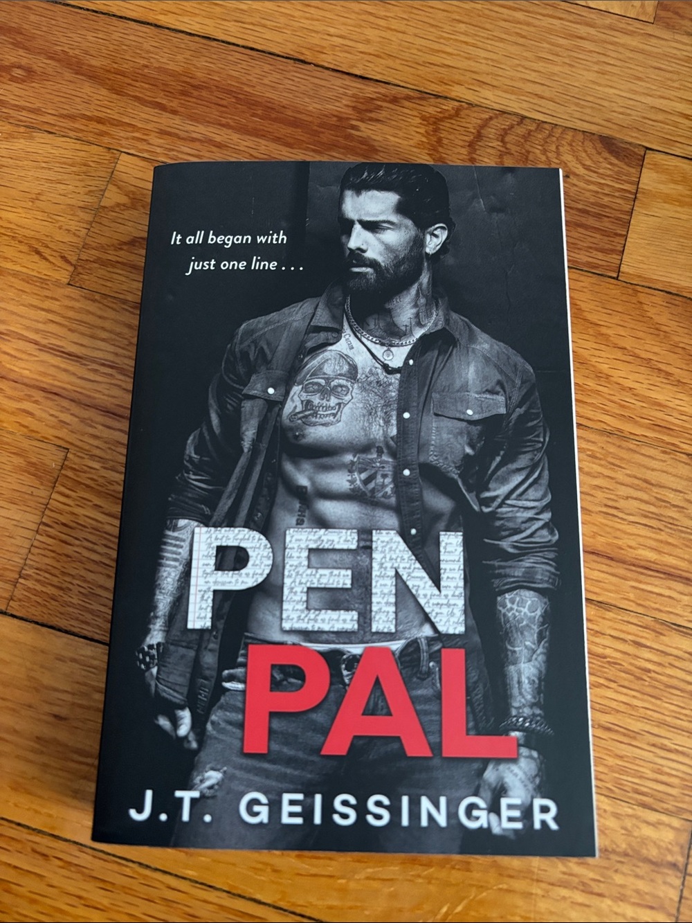 Pen Pal by J.T. Geissinger — Black & Red Paperback